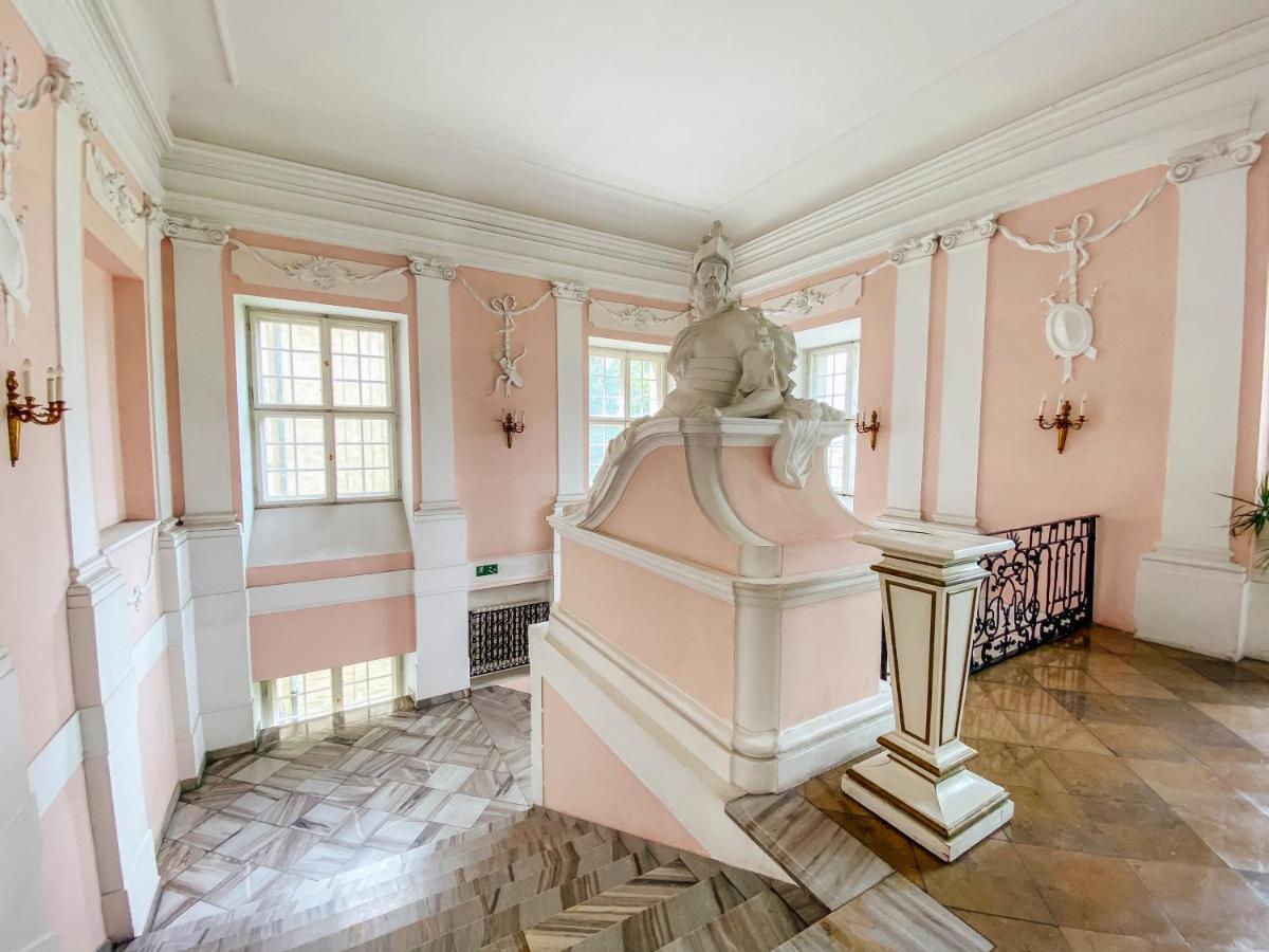 Zamek Krolewski W Rydzynie Hotel 3*